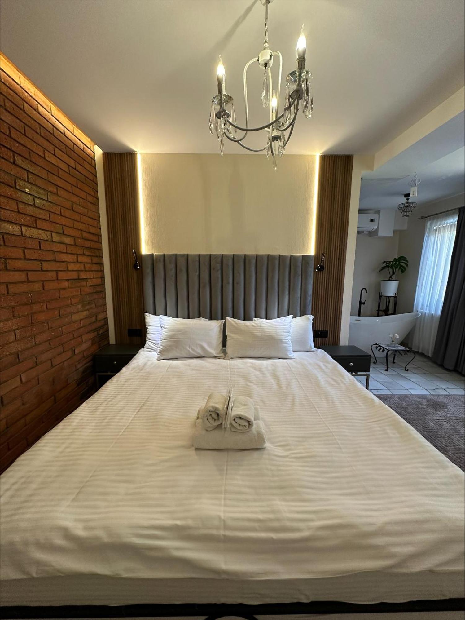 Hotel Wine Hills à Tbilissi Extérieur photo