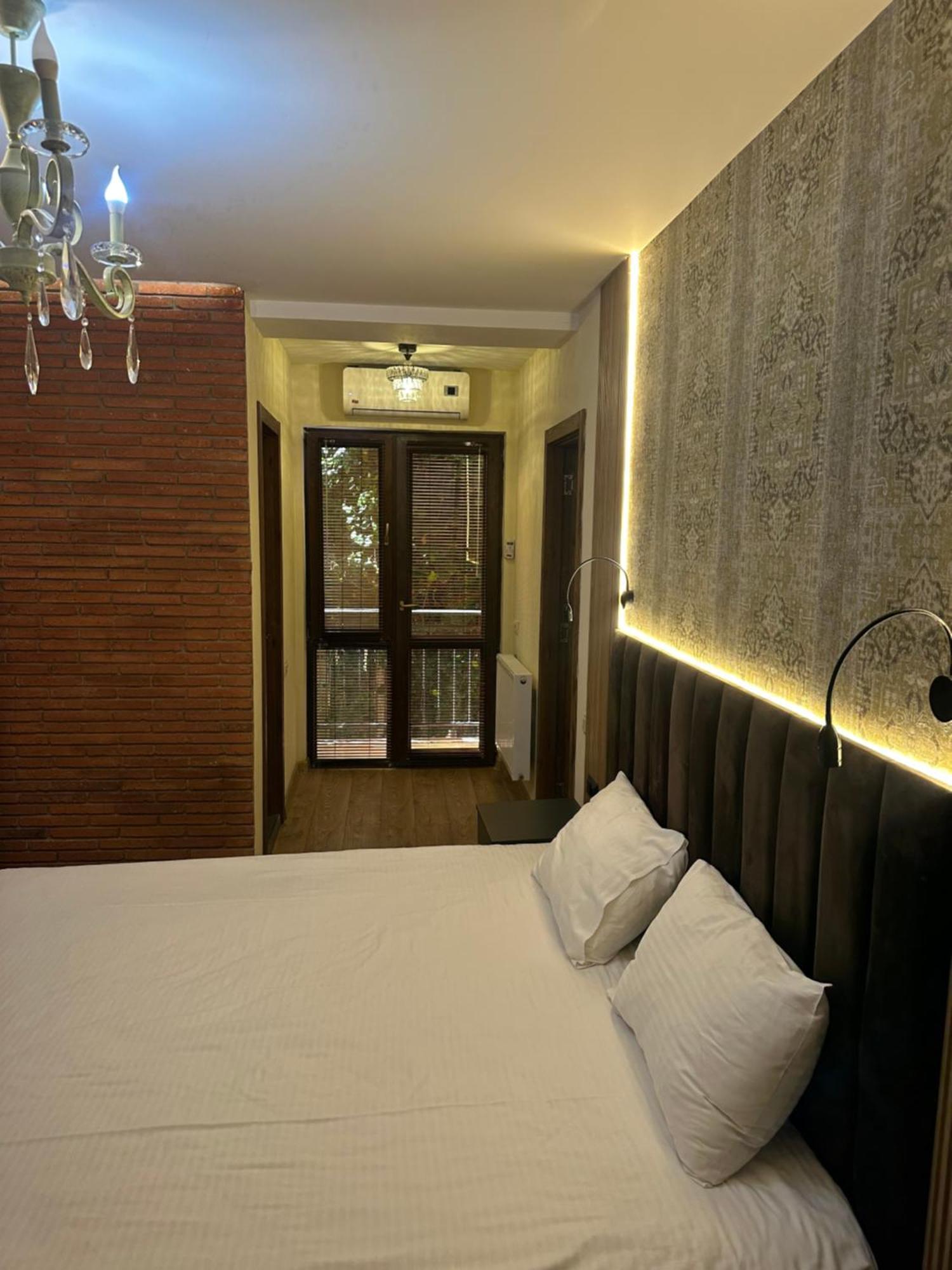 Hotel Wine Hills à Tbilissi Extérieur photo